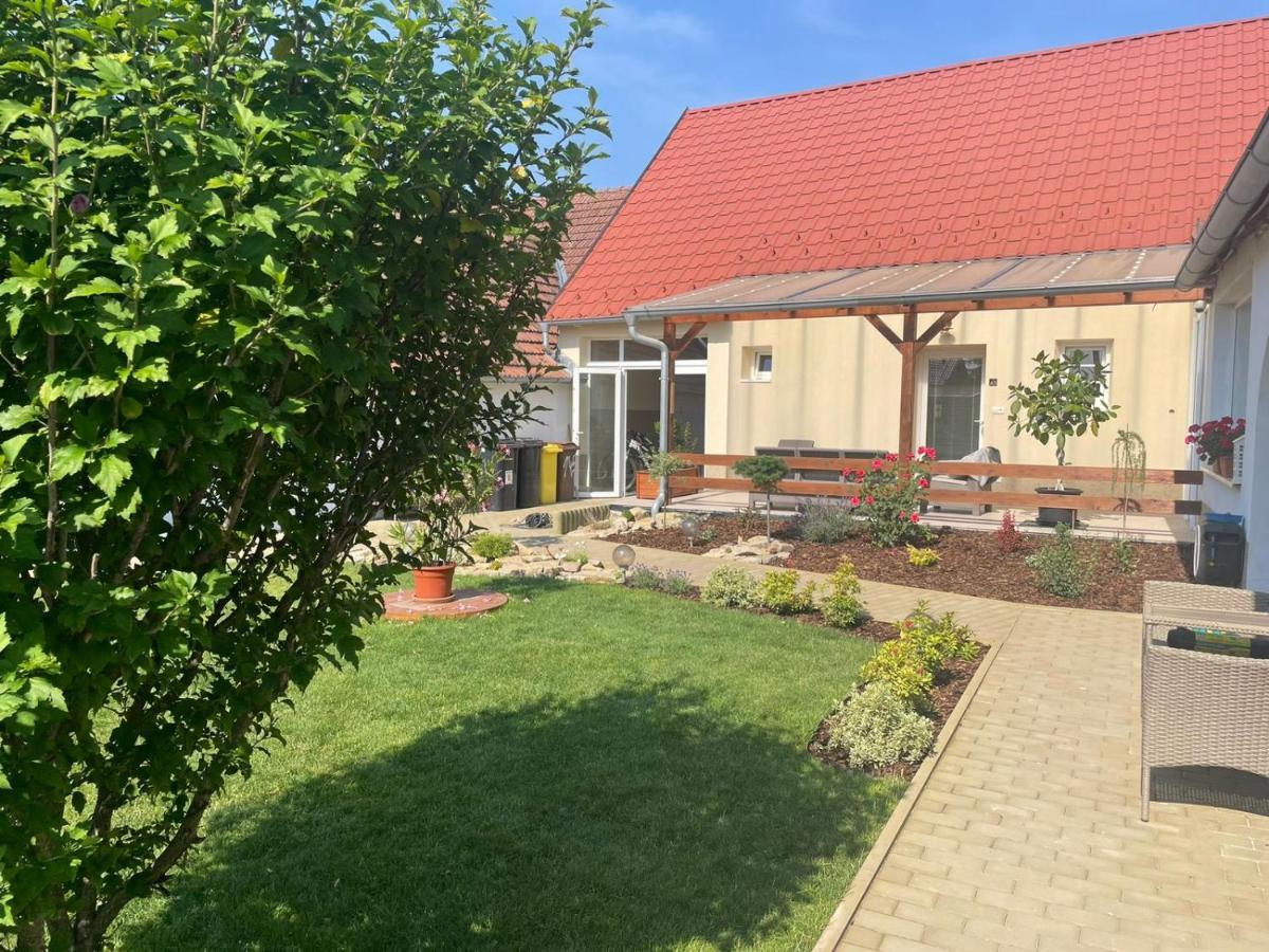 Apartmany U Palavy Přítluky Extérieur photo