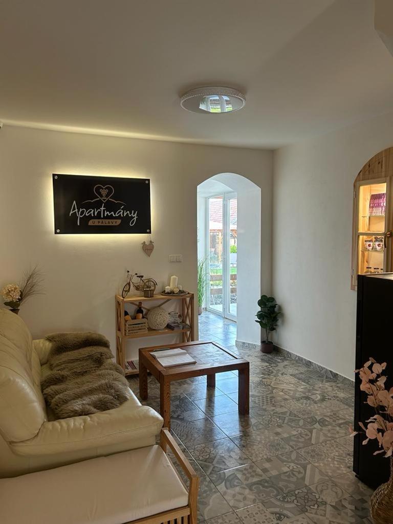 Apartmany U Palavy Přítluky Extérieur photo